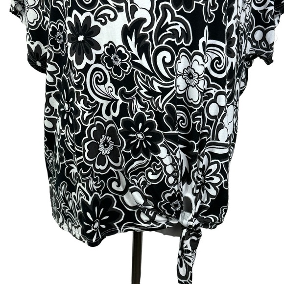 Ruby Rd. Petite Floral Tie Knot Hem Blouse Women's Petite Large Black White - Picture 4 of 8